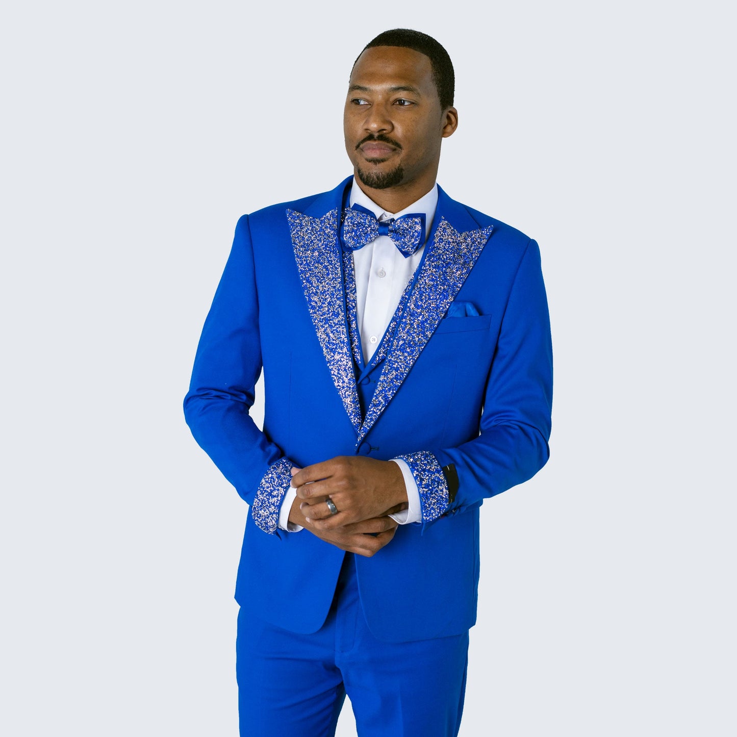 Royal Blue Peak Lapel Tuxedo with Stones – 4 Piece Set